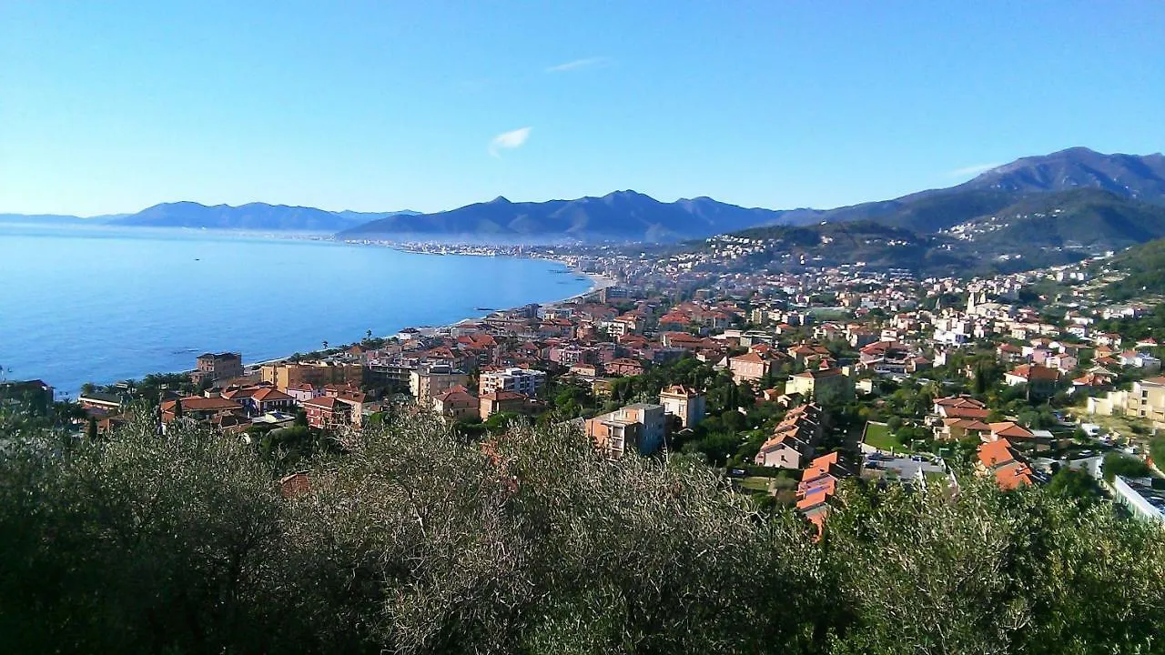 Pedalando Sul Mare Villa Finale Ligure